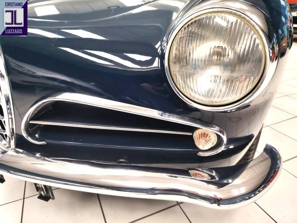 Image 17/67 of Alfa Romeo 1900 C Super Sprint Touring (1956)