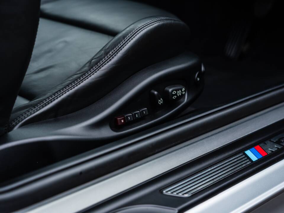 Bild 53/68 von BMW M3 (2003)