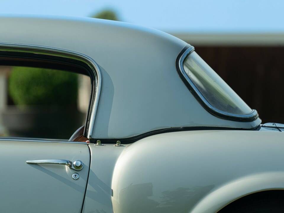 Immagine 40/50 di Lancia Aurelia B24 Convertibile (1958)