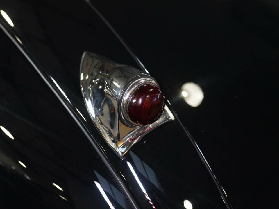 Afbeelding 22/22 van Jaguar XK 120 FHC (1960)