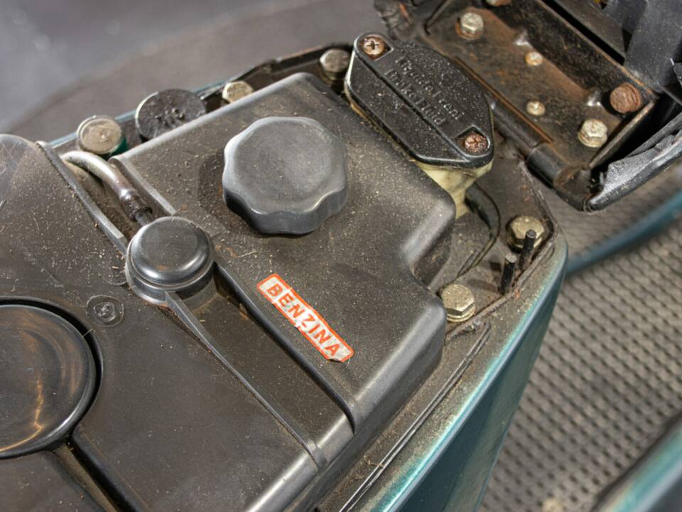 Bild 14/50 von Piaggio Vespa Cosa 150 (1990)