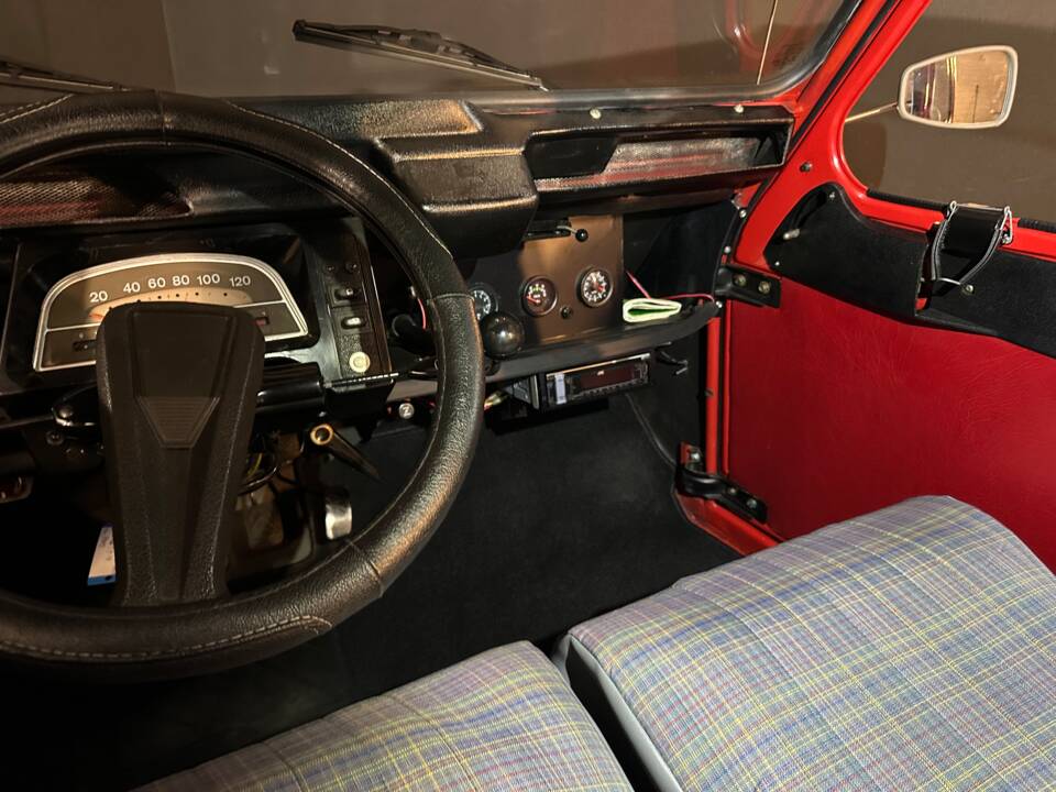 Image 23/53 of Citroën 2 CV 6 Club (1987)