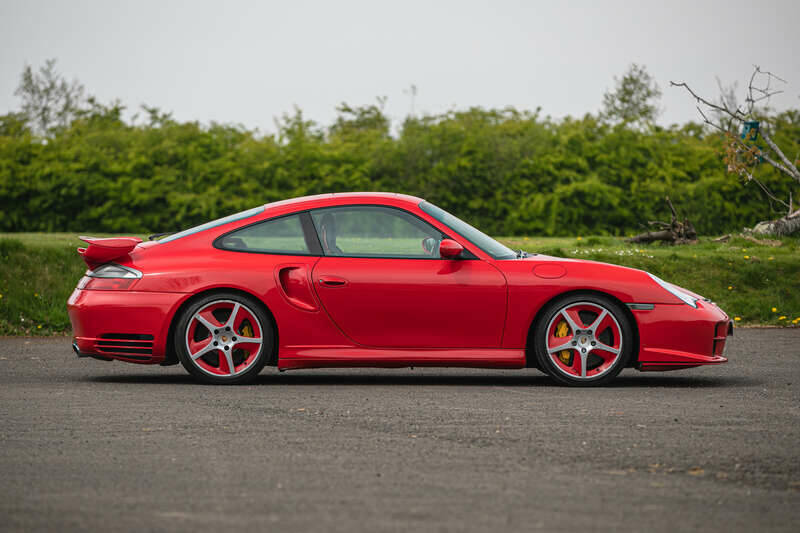 Image 5/39 de Porsche 911 Turbo S (2005)