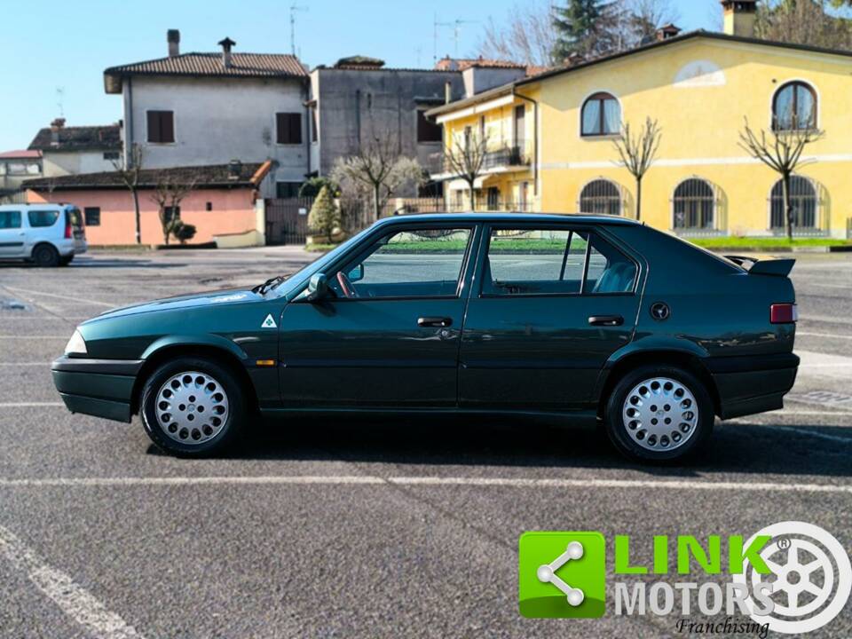Image 4/10 de Alfa Romeo 33 1.7 16v QV (1991)