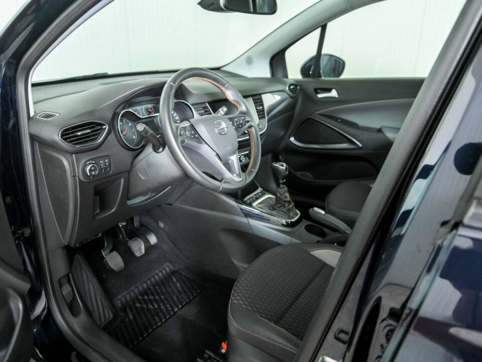 Immagine 28/50 di Opel Crossland X 1.2 Turbo (2019)