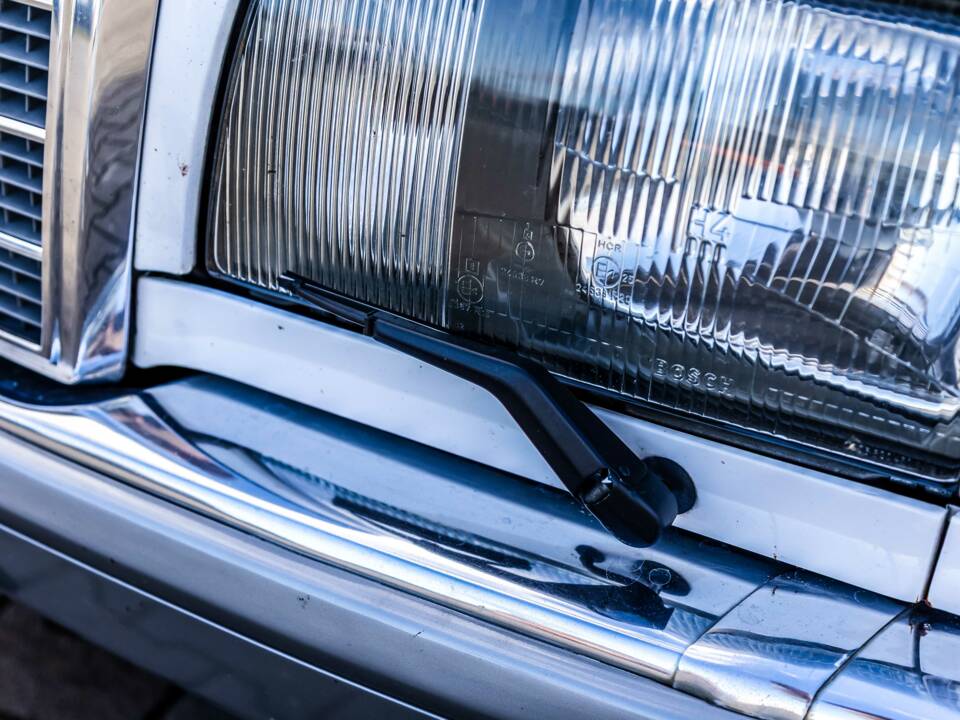 Image 27/175 of Mercedes-Benz 420 SE (1986)