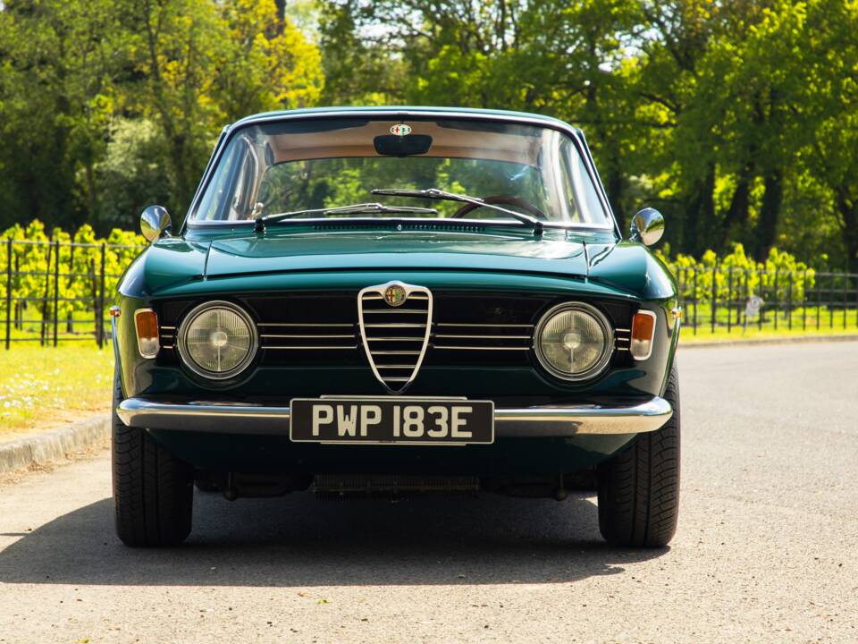 Imagen 13/50 de Alfa Romeo Giulia 1600 Sprint GT Veloce (1968)