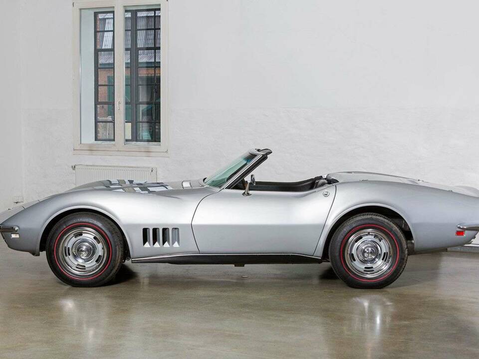 Immagine 10/27 di Chevrolet Corvette Stingray (1968)