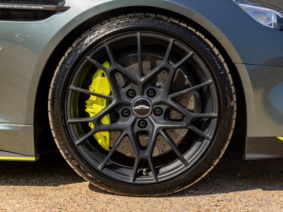 Image 5/60 of Aston Martin Rapide AMR (2019)