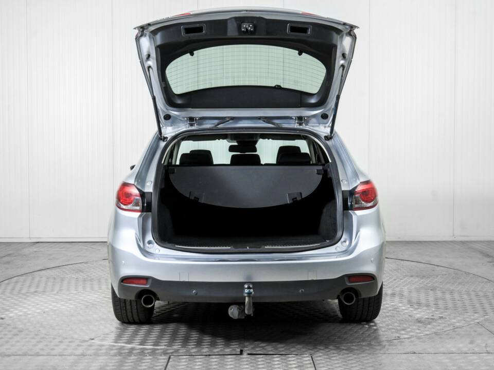 Imagen 45/50 de Mazda 6 Sport Kombi 2.0 Skyactiv-G (2016)