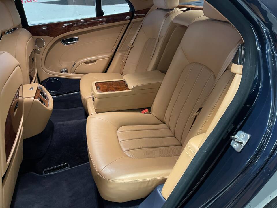Afbeelding 14/19 van Bentley Mulsanne (2011)