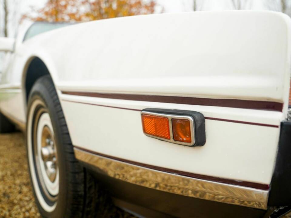 Image 25/28 of Aston Martin Lagonda (1982)