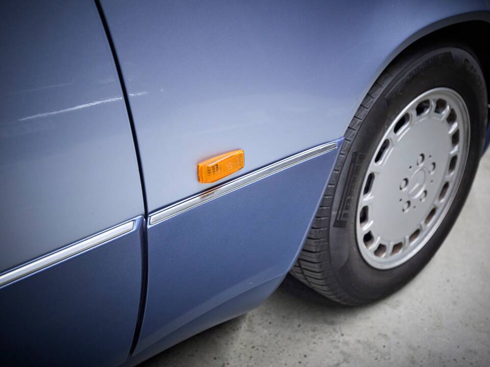 Image 43/100 of Mercedes-Benz 230 TE (1990)