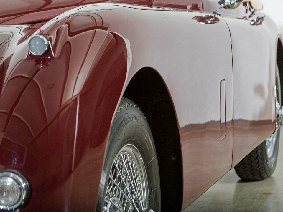 Imagen 5/20 de Jaguar XK 150 DHC (1959)