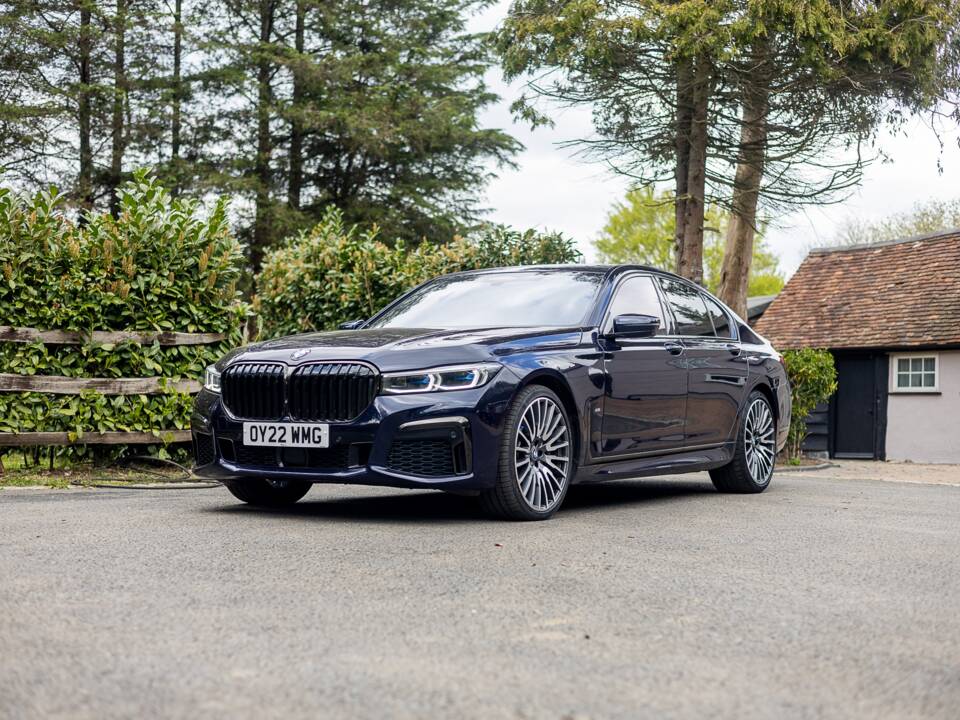 Afbeelding 32/46 van BMW 740d xDrive (2022)