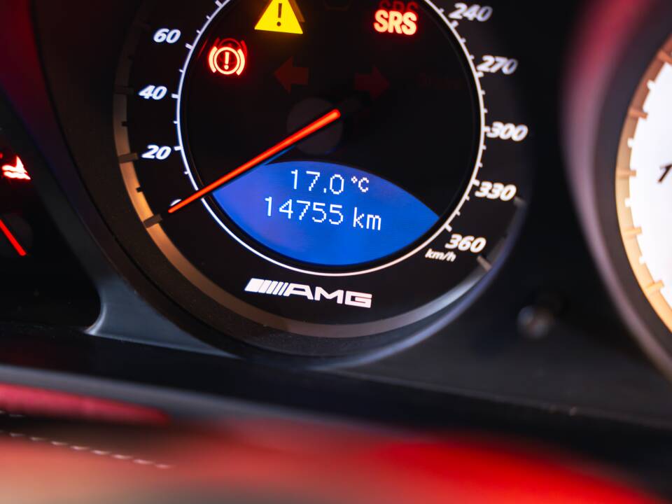 Afbeelding 46/47 van Mercedes-Benz SL 65 AMG Black Series (2010)