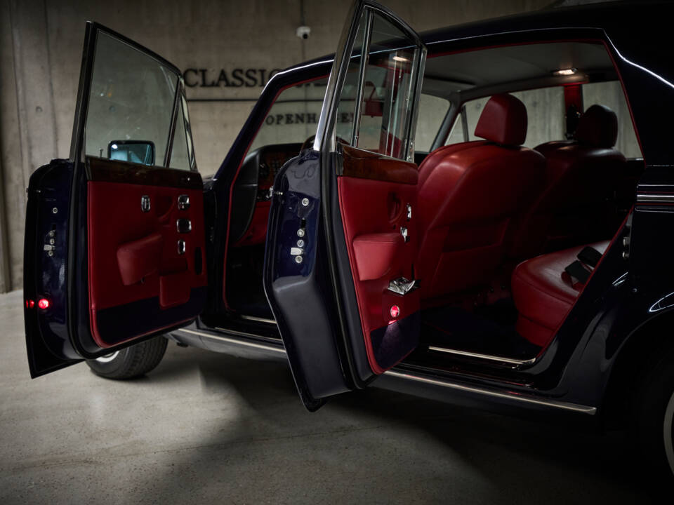 Image 54/100 de Rolls-Royce Silver Shadow II (1979)