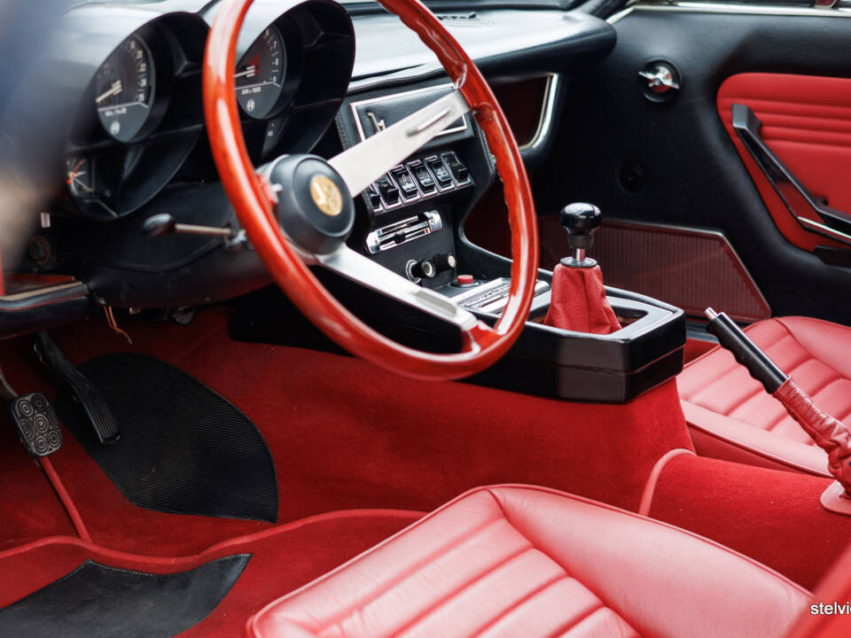 Afbeelding 32/45 van Alfa Romeo Montreal (1972)