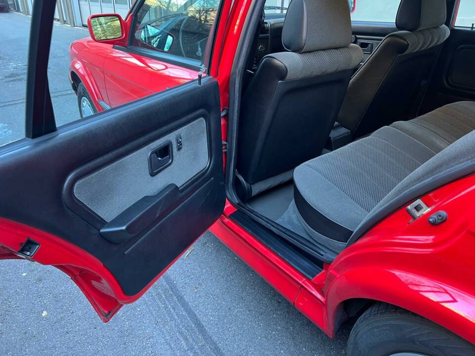 Bild 22/108 von BMW 325ix (1989)
