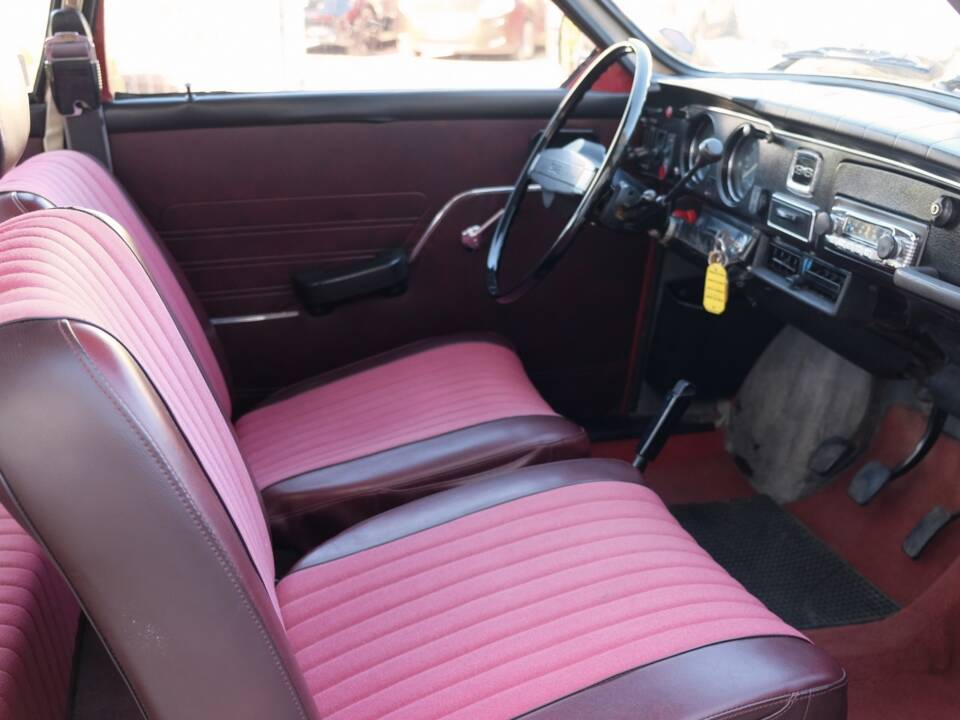 Image 44/59 de Saab 96 V4 (1971)