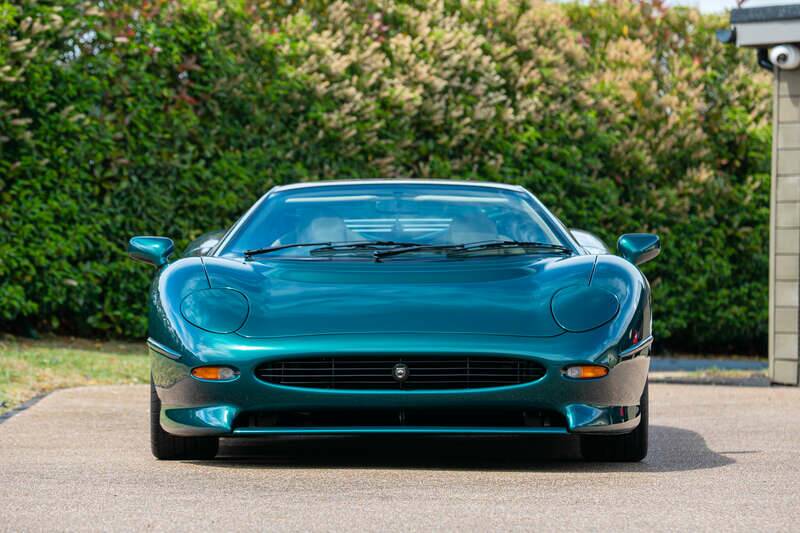 Bild 6/50 von Jaguar XJ 220 (1994)