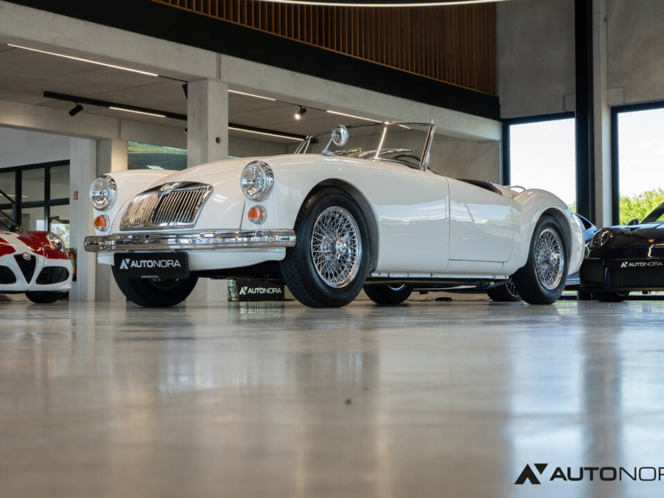 Image 25/65 of MG MGA 1600 (1960)