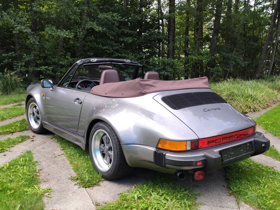 Image 15/104 of Porsche 911 Carrera 3.2 (1986)