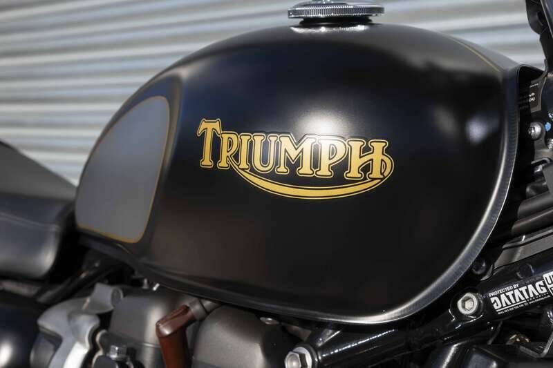 Immagine 11/42 di Triumph Street Twin Bonneville (2021)