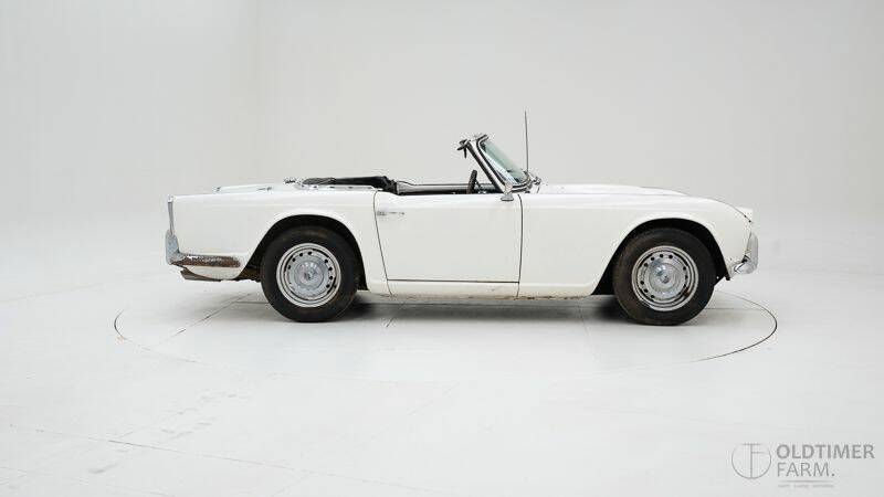 Image 6/15 of Triumph TR 4 (1962)