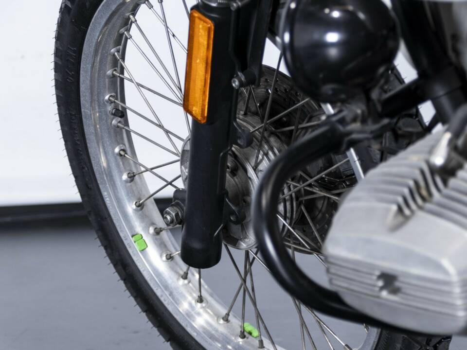 Bild 26/50 von BMW DUMMY (1985)