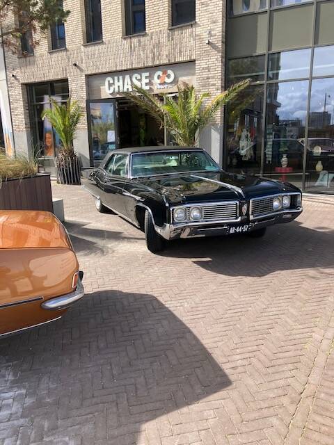 Bild 16/26 von Buick Electra 225 (1968)