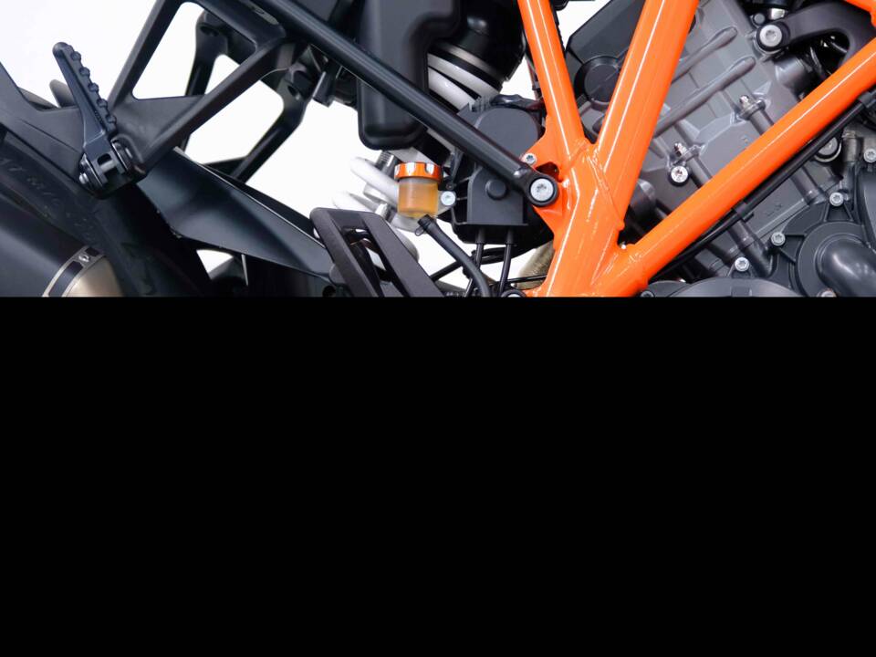 Image 8/99 de KTM 1290 Super Duke R (2018)