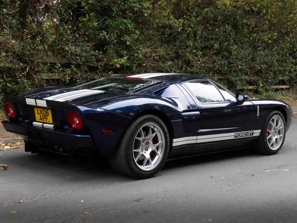 Afbeelding 6/18 van Ford GT (2006)