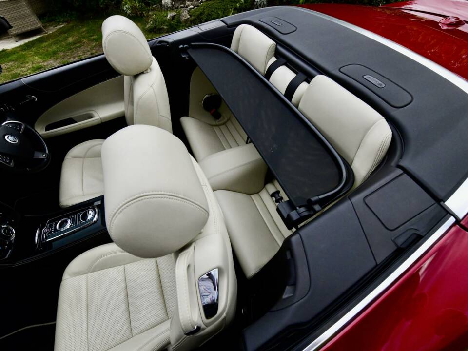 Image 31/50 of Jaguar XKR (2013)