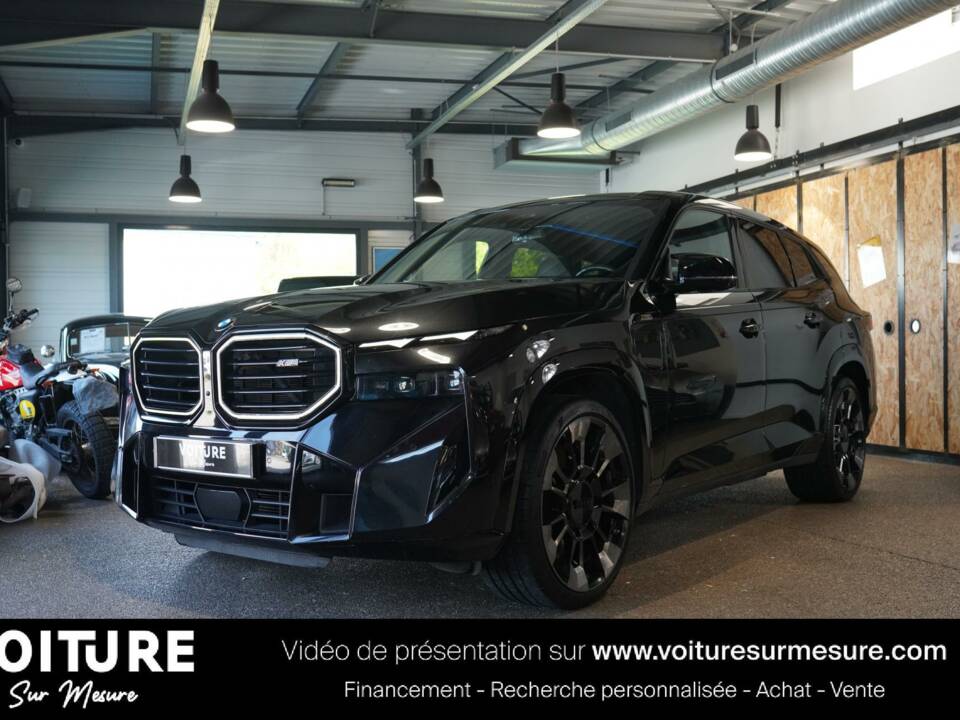 Image 1/50 de BMW XM (2023)