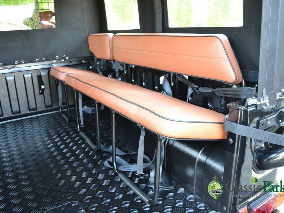 Immagine 30/49 di Mercedes-Benz 230 GE (lang) (1991)