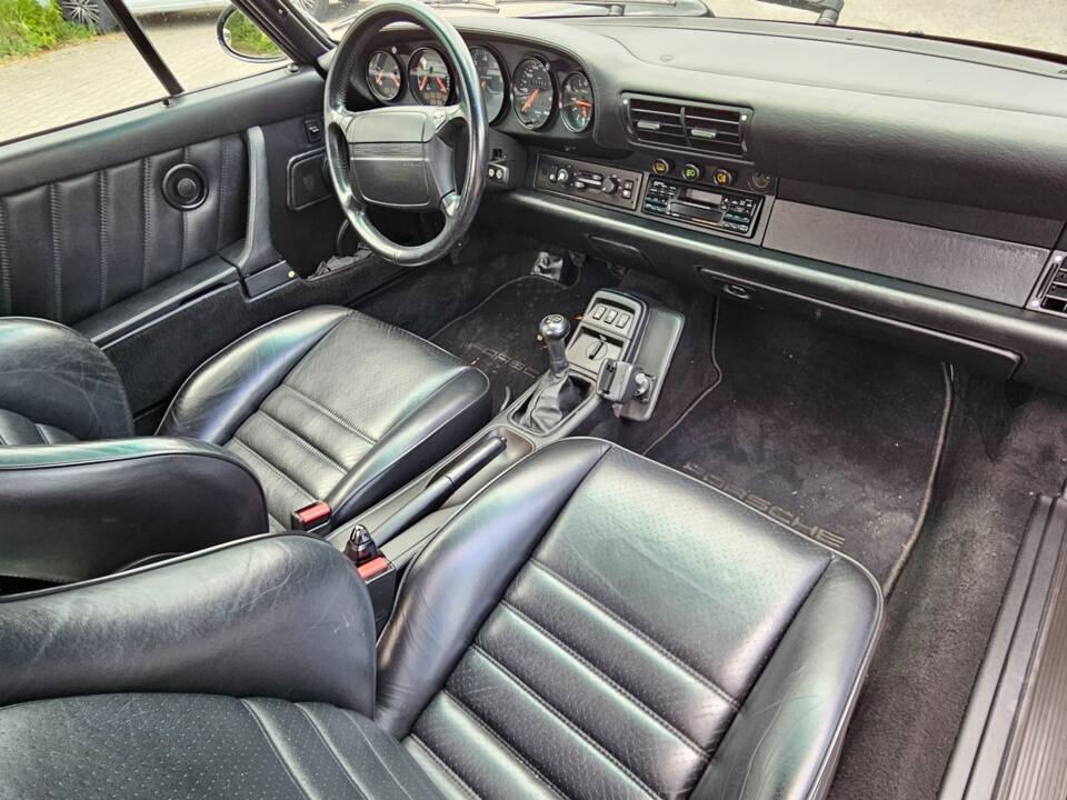 Bild 7/10 von Porsche 911 Carrera 2 (1992)