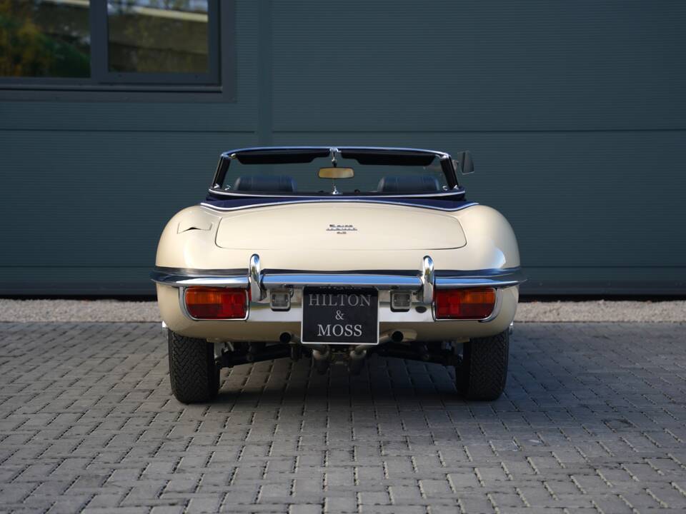 Imagen 8/50 de Jaguar E-Type (1969)