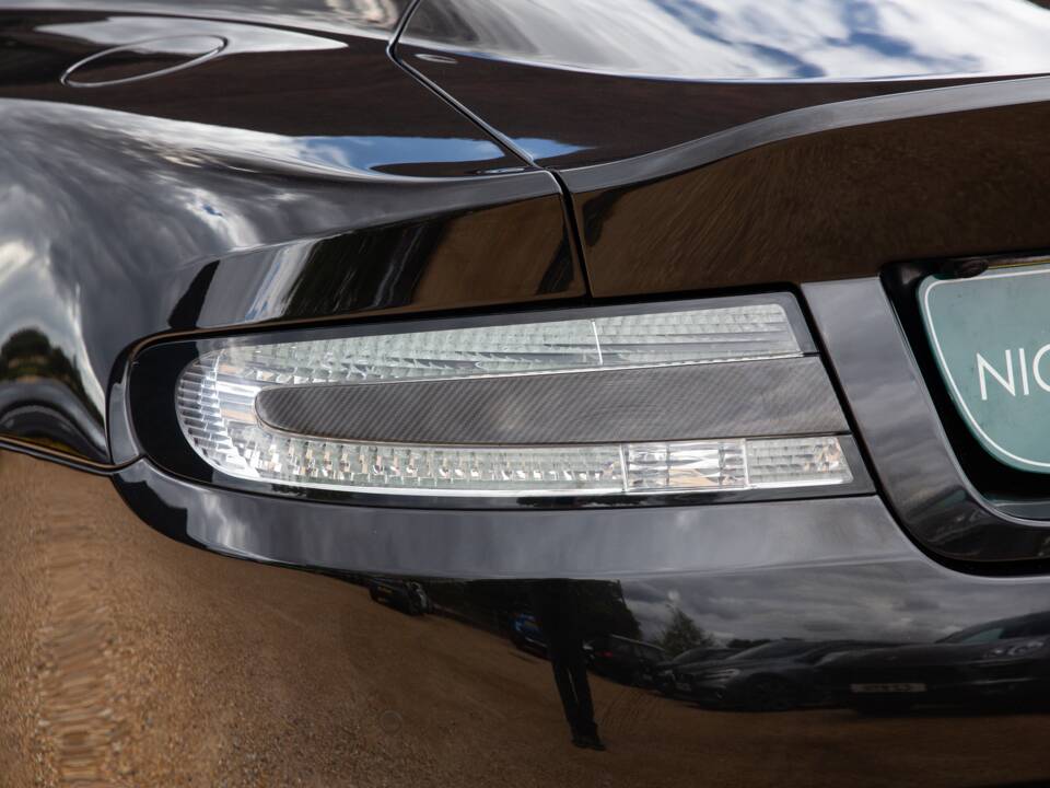 Image 47/94 of Aston Martin DB 9 (2014)