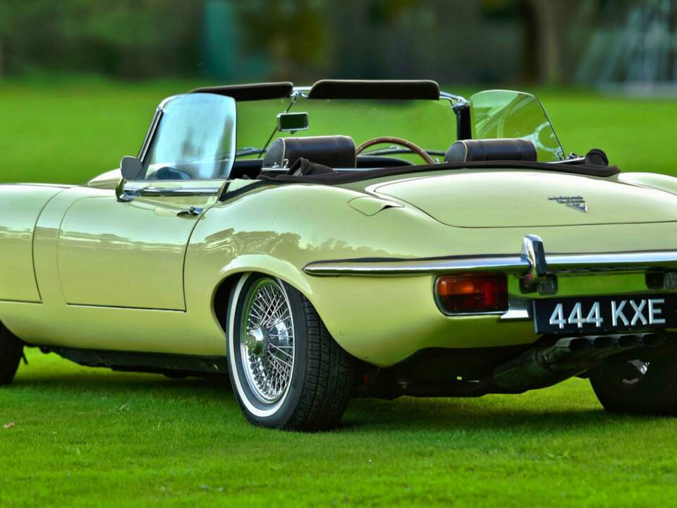 Imagen 7/50 de Jaguar E-Type V12 (1973)