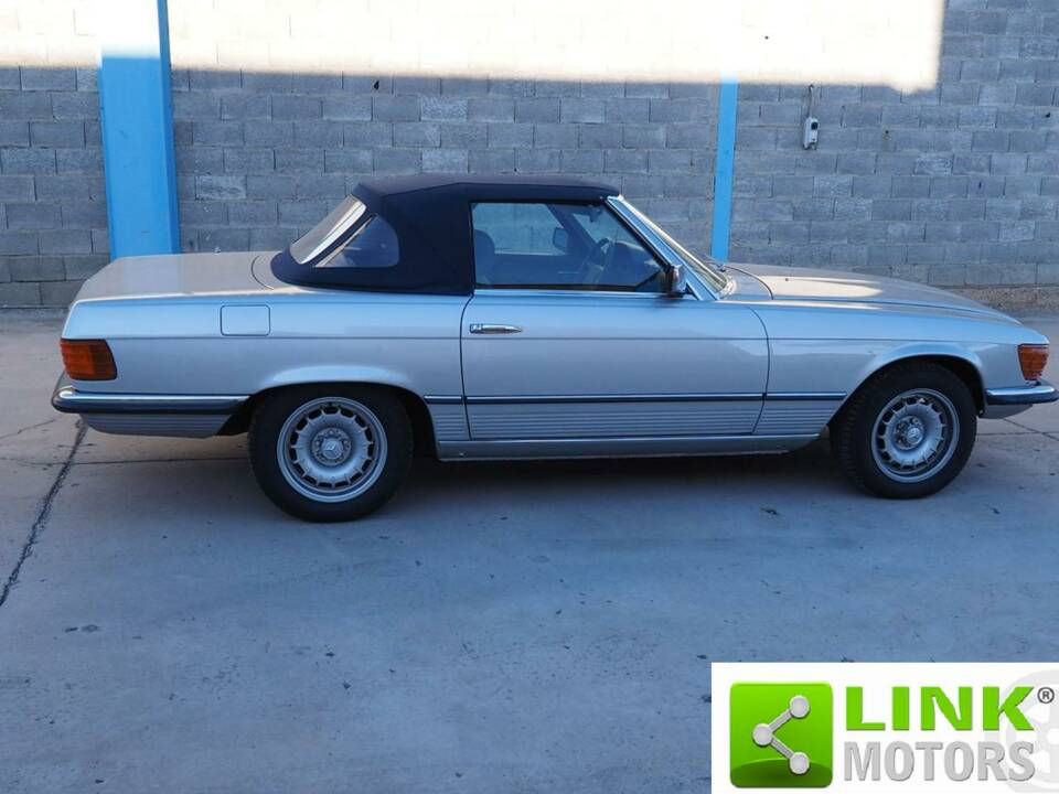 Image 4/10 de Mercedes-Benz 280 SL (1980)
