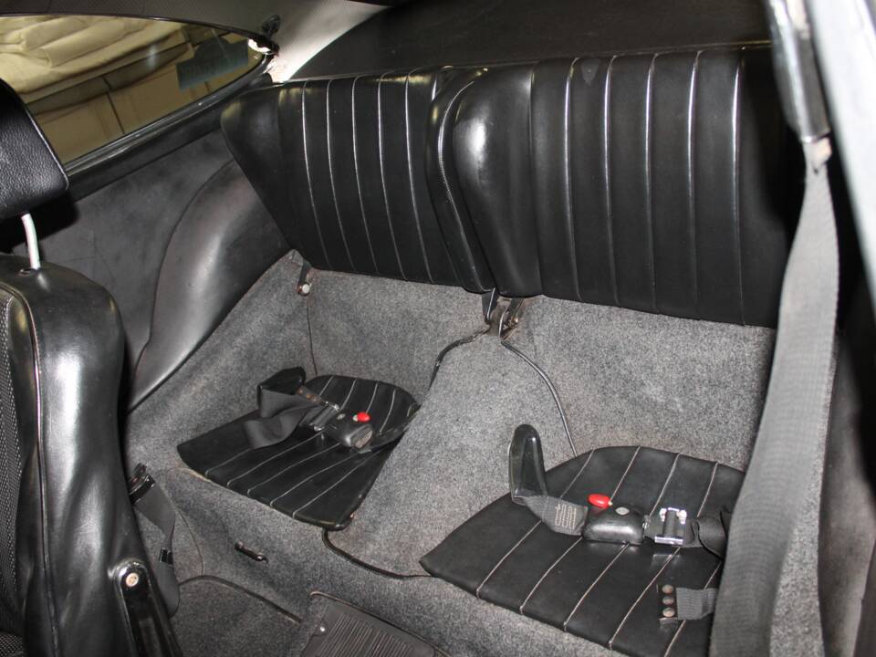 Image 40/79 of Porsche 912 (1969)