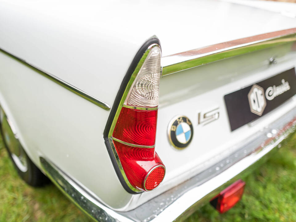 Bild 49/118 von BMW 700 LS Luxus (1965)