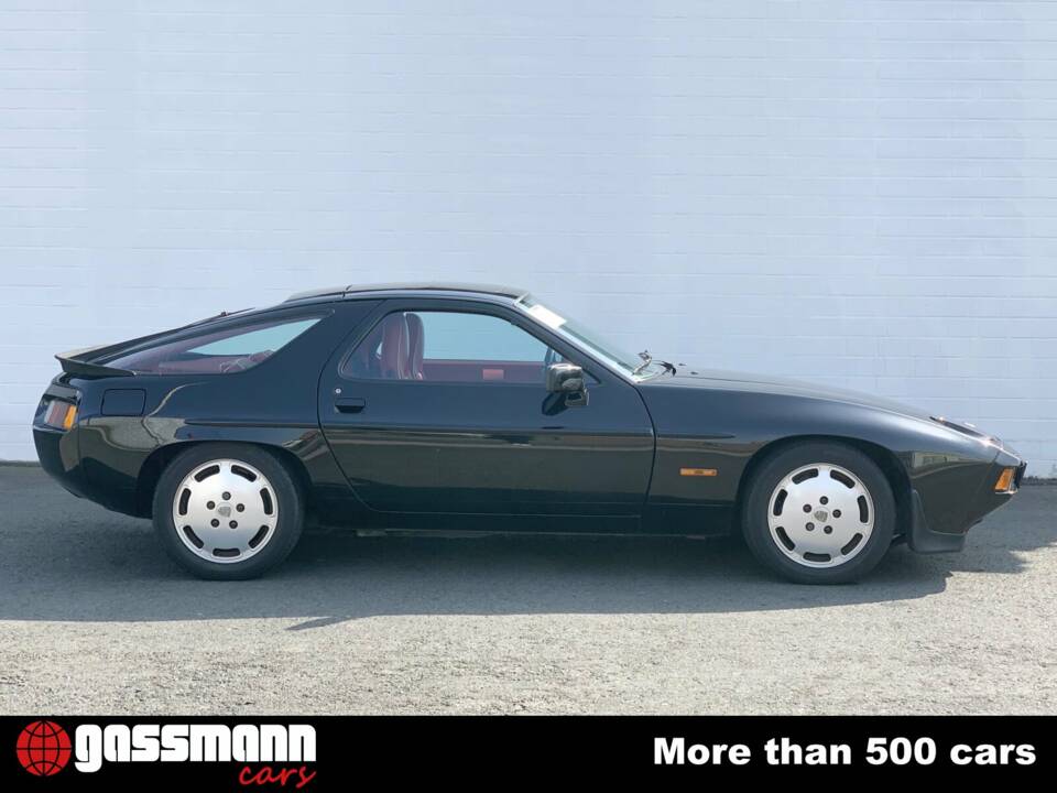 Image 4/15 of Porsche 928 S (1986)