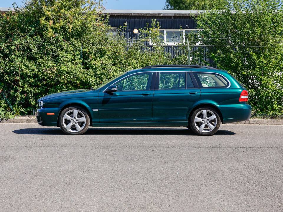 Bild 9/35 von Jaguar X-Type Estate 2.2 D (2009)