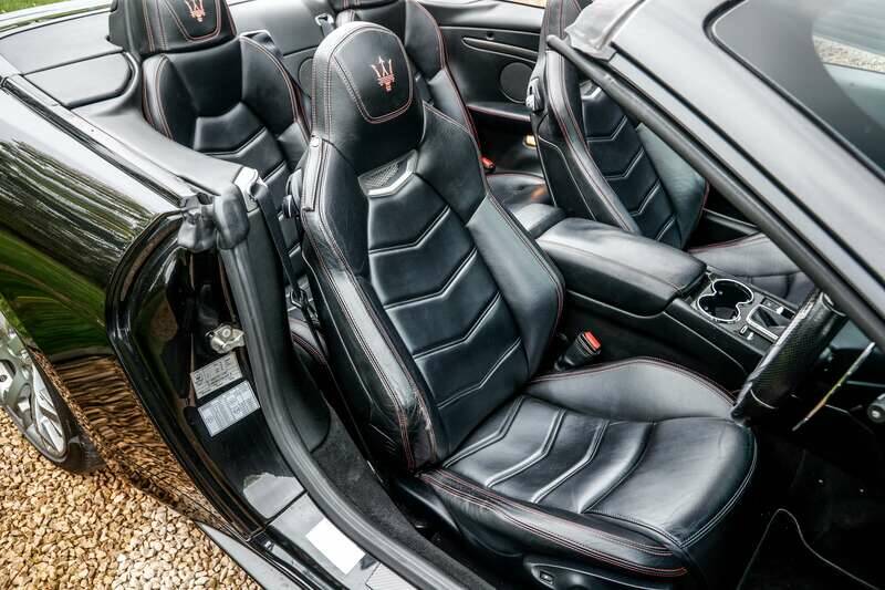 Image 18/35 of Maserati GranCabrio Sport (2014)