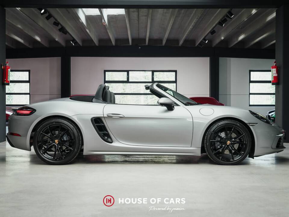 Image 5/25 of Porsche 718 Boxster (2023)