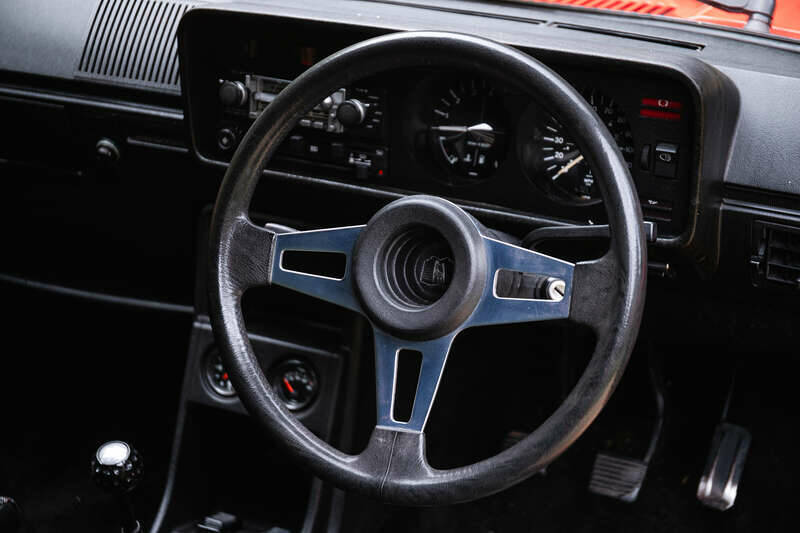 Immagine 19/35 di Volkswagen Golf I GTI 1.6 (1979)