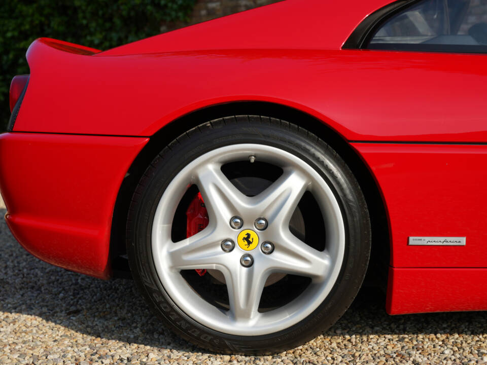 Imagen 12/50 de Ferrari F 355 F1 GTS (1998)
