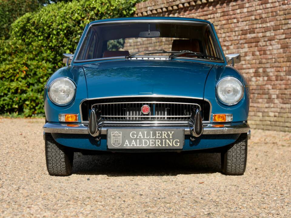 Immagine 45/50 di MG MGB GT (1971)